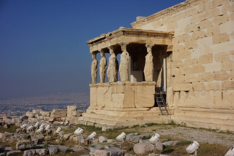 Monumentele arheologice din Grecia nu mai pot fi vizitate la orele prânzului, până duminică, din cauza caniculei